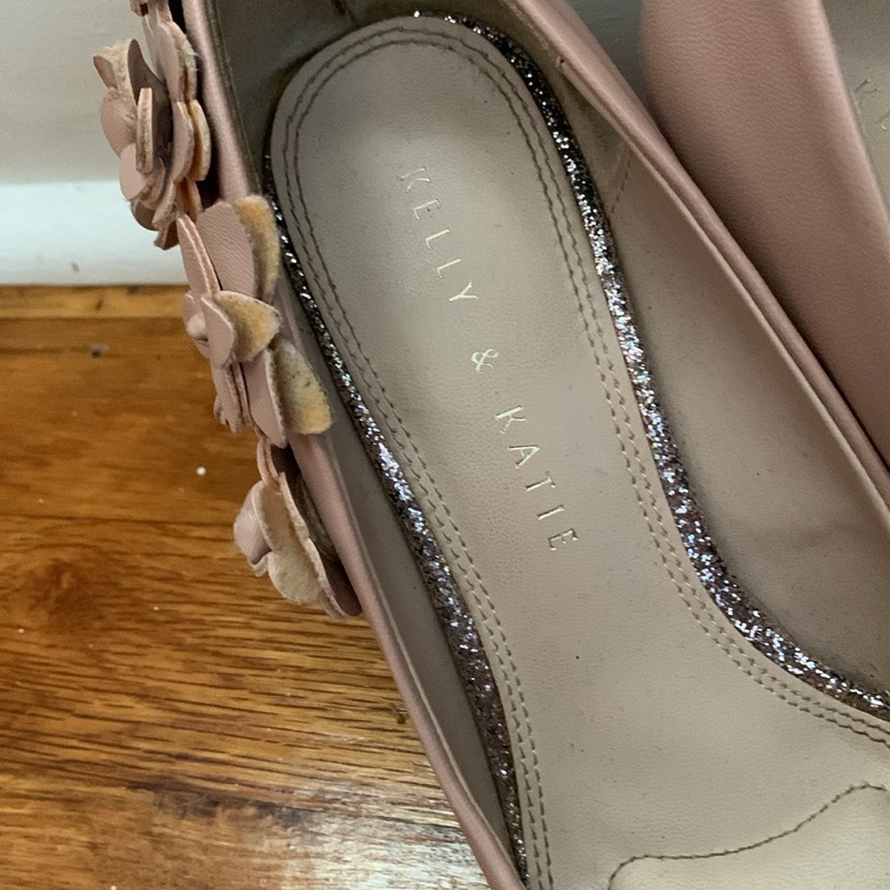 Kelly & Katie Women's Pink Floral Heels - Picture 3 of 7